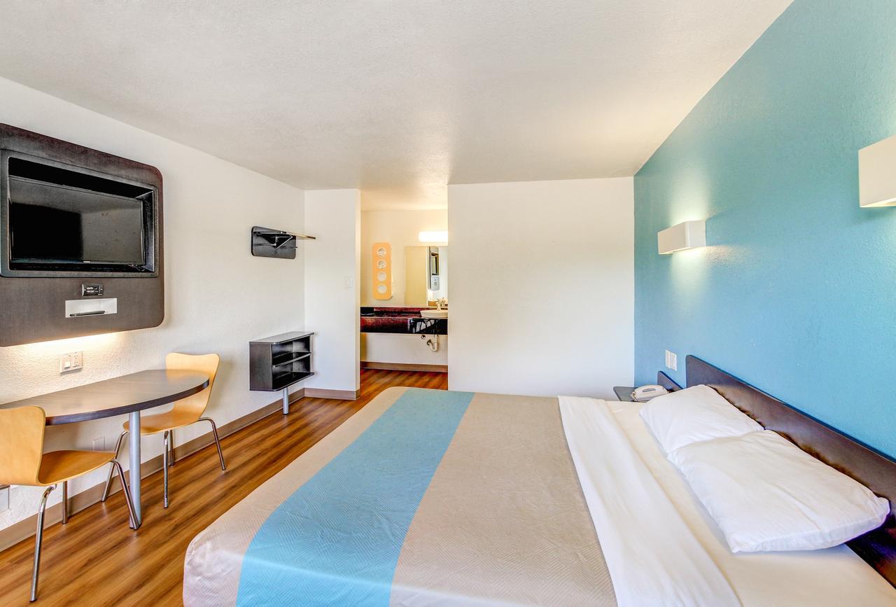 Motel 6 Waco - Lacy Lakeview Bellmead Exterior foto